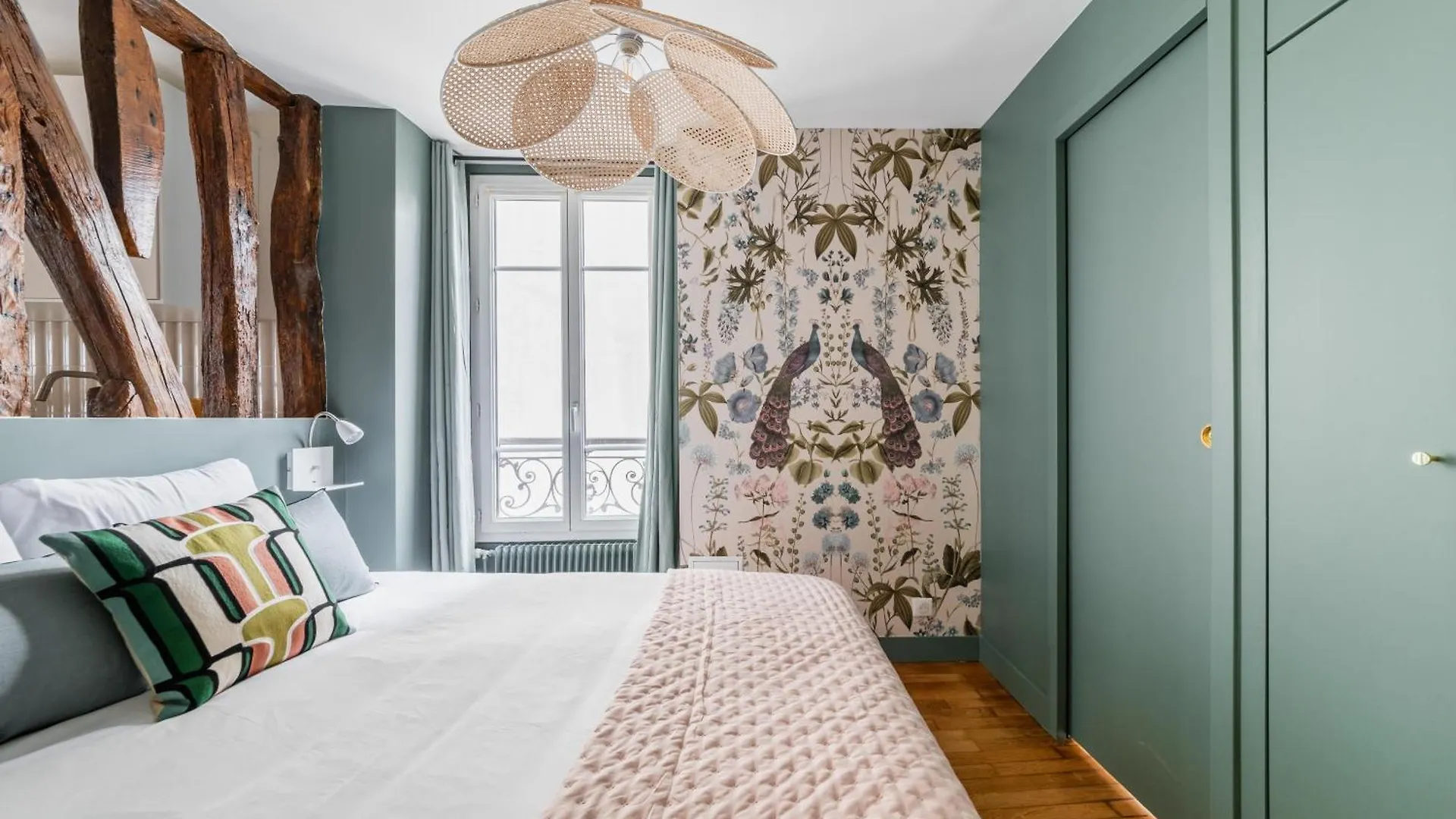 Brand New Luxury Flat In Parc Monceau - Batignolles Apartment Paris France